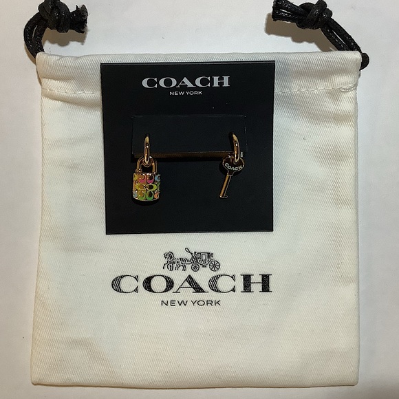 Coach Key Padlock Quilted Rainbow Mismatched Earrings New - Picture 4 of 6